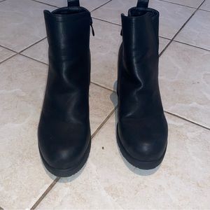 heeled boots, size 9, black
